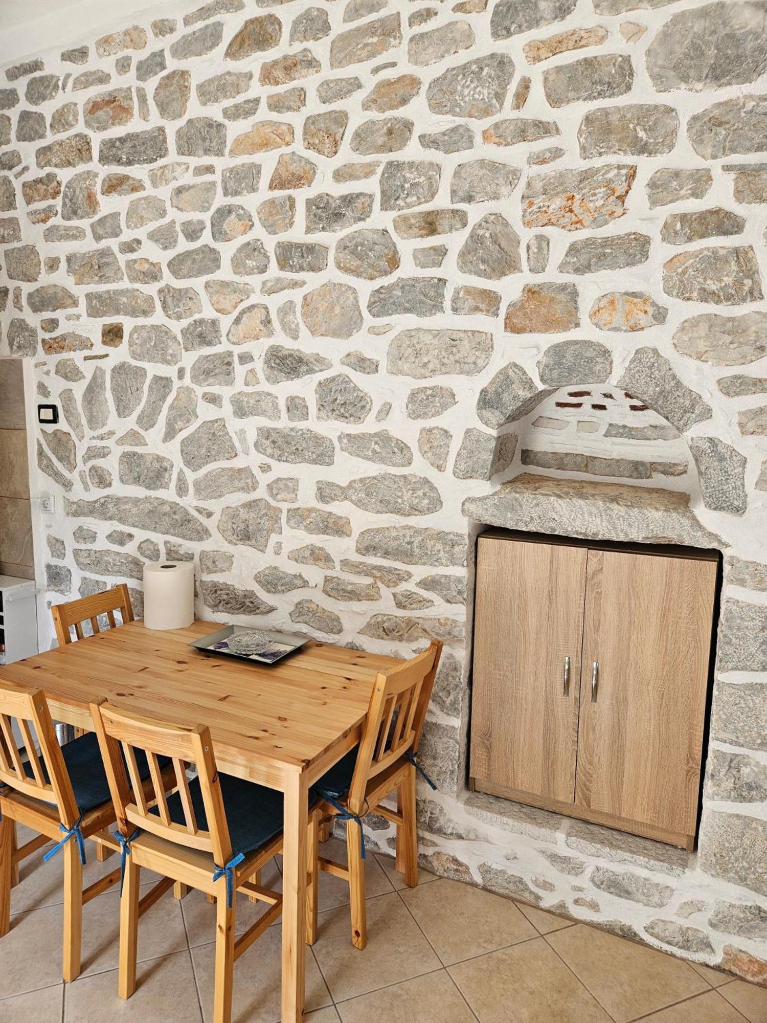 Apartment Rigas Stone Tower East Mani 2